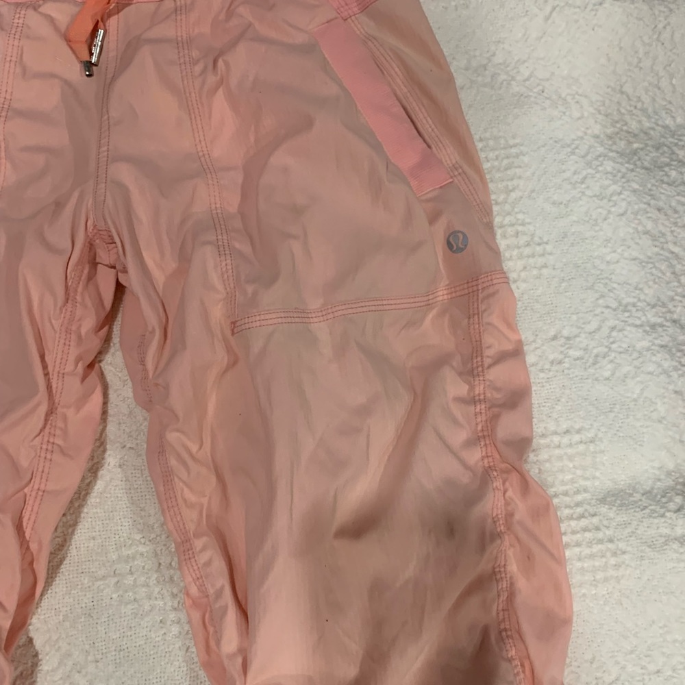 Lululemon pants - Picture 2 of 4